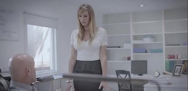  Secretary MILF banged and blowjob by a corrupt boss